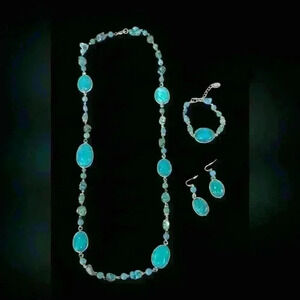 Vintage Stauer Turquoise necklace earrings set 4 pc in Box